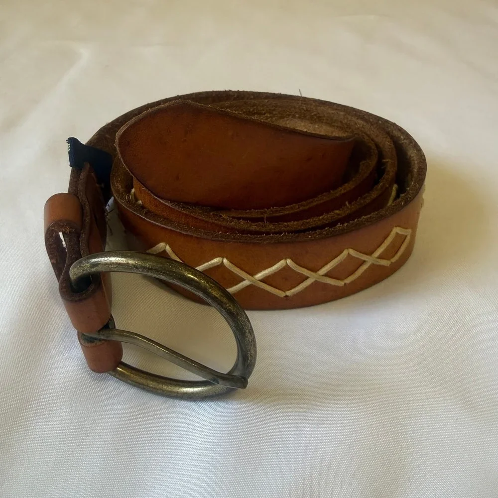 American Eagle Outfitters Mens Tan Brown Leather Belt Contrast Stitching 44 Inch
